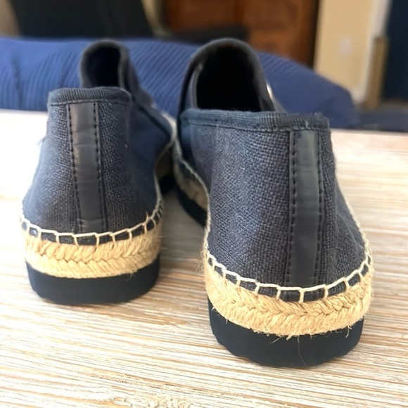 Michael Kors,Navy Blue Canvas Espadrilles,Slip-On,Logo YachtWear Design,Size 7 - Picture 4 of 8